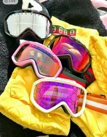 Picture of Celine Sunglasses _SKUfw56704467fw